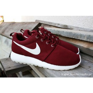 Grab Your Dream Pair: Sale Nike Roshe Run Women’s Shoes Online in the USA